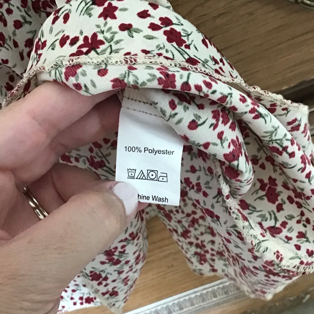 Floral Top - Picture 8 of 10